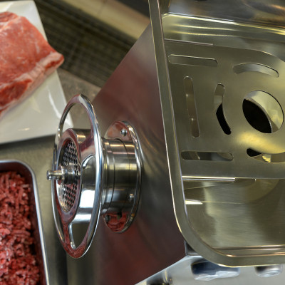 Профессиональная мясорубка из нержавеющей стали “Fama Industrie” TI 32 R PRO (FTI138RP) Профессиональная мясорубка из нержавеющей стали “Fama Industrie” TI 32 R PRO (FTI138RP)