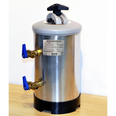 Vandens minkštinimo filtras „DVA“ LT8 (9V022), 3/8″ jungtis Vandens minkštinimo filtras „DVA“ LT8 (9V022), 3/8″ jungtis