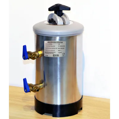 Water softener „DVA“ LT8 (9V022), 3/8″ connection Water softener „DVA“ LT8 (9V022), 3/8″ connection