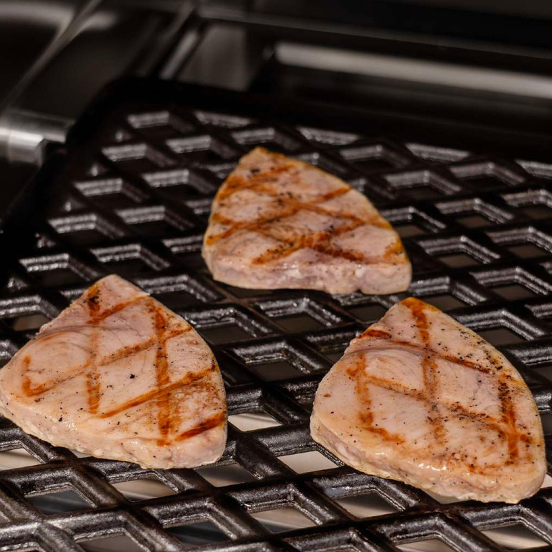 Žuvies kepsniai ant „CB“ FORMULA grill XS ketaus grotelių