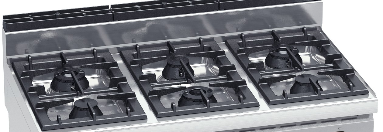 Viryklė iš viršaus: trys 7 kW ir trys 3,5 kW degikliai po ketaus grotelėmis